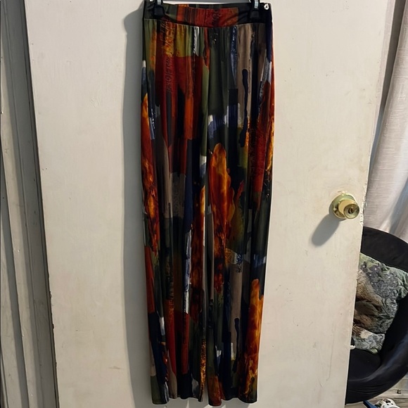 Abstract Multicolor - Picture 1 of 3